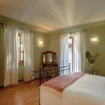 La Giolitta Rooms & Apartment Barolo Bagian luar foto