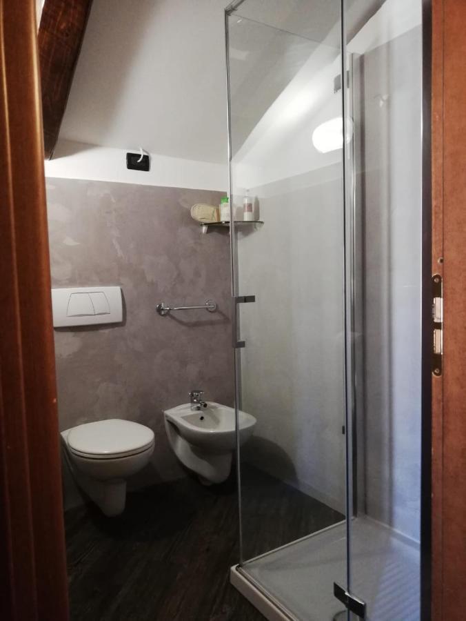 La Giolitta Rooms & Apartment Barolo Bagian luar foto