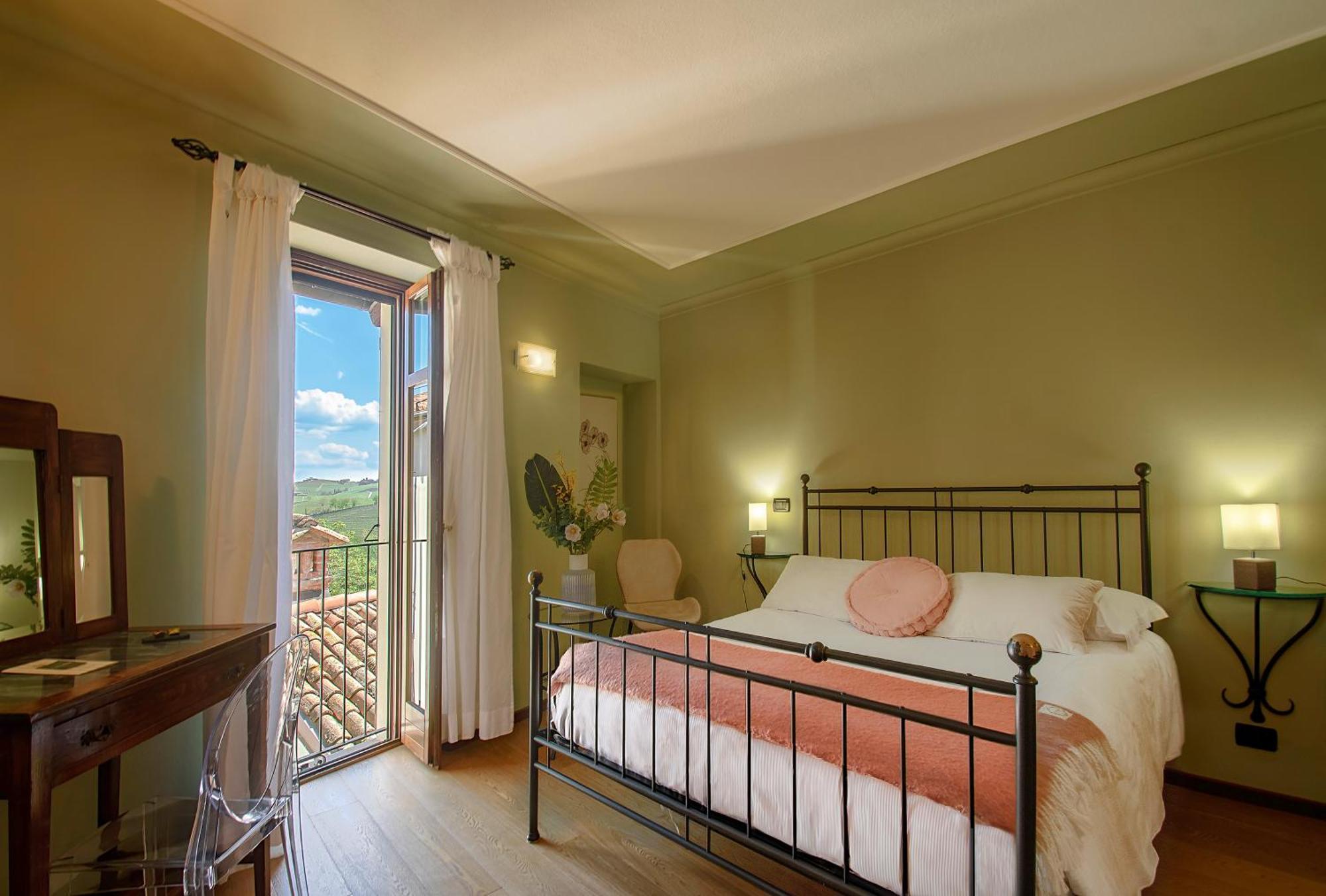 La Giolitta Rooms & Apartment Barolo Bagian luar foto