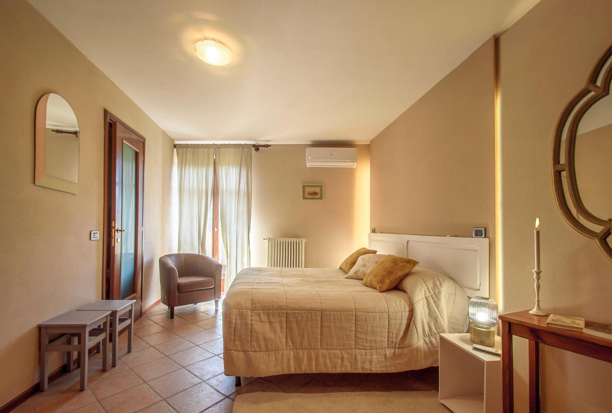 La Giolitta Rooms & Apartment Barolo Bagian luar foto